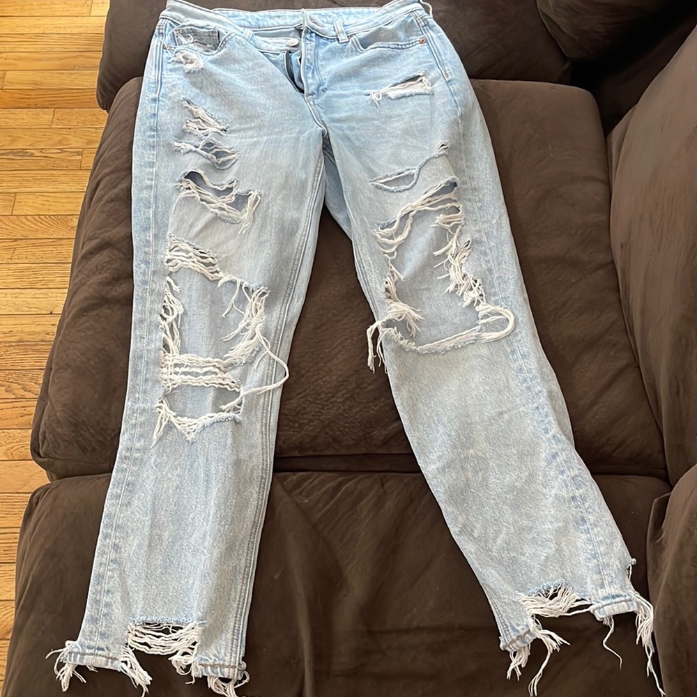 American Eagle Mom jeans